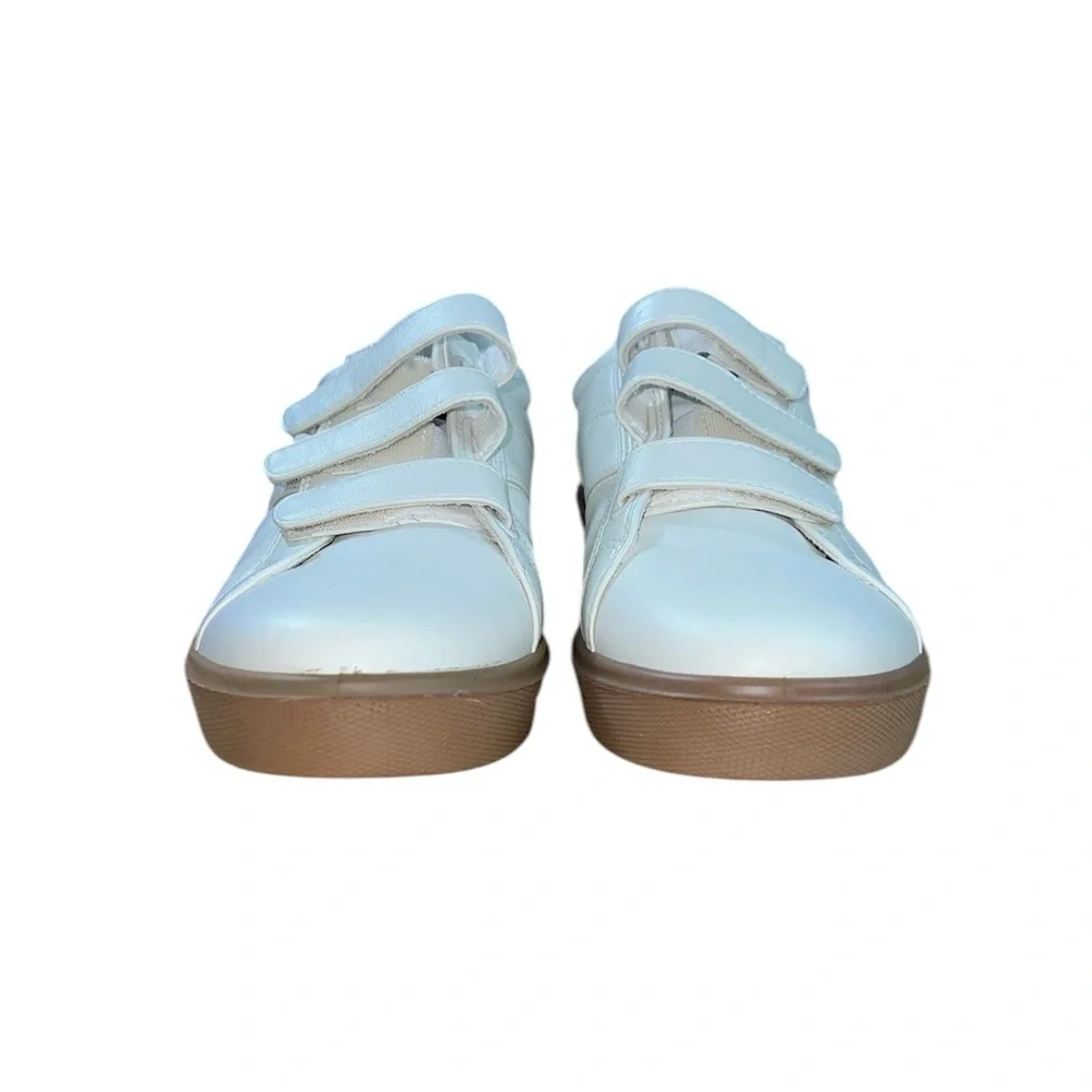 Ryka Women’s Viv Classic 2 Cream Casual Fashion Sneakers Size 9 Walking Shoes